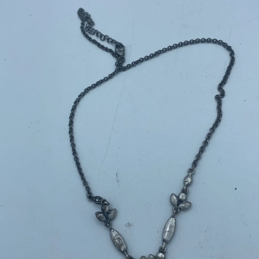 VTG Silverplate purple amethyst color crystal Y drop necklace 11”